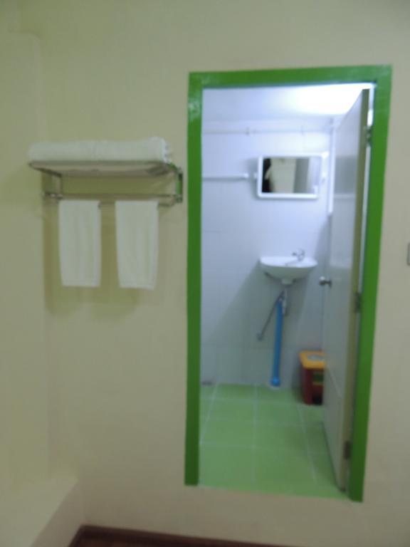 Lotus Bed & Breakfast Yangon Ruang foto