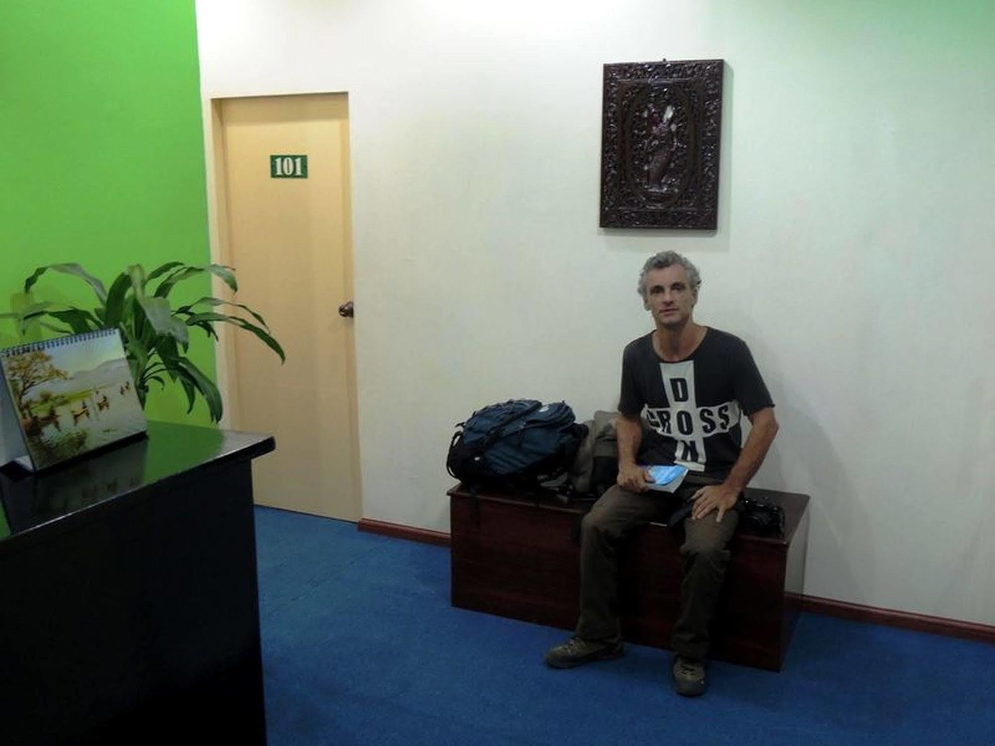 Lotus Bed & Breakfast Yangon Bagian luar foto