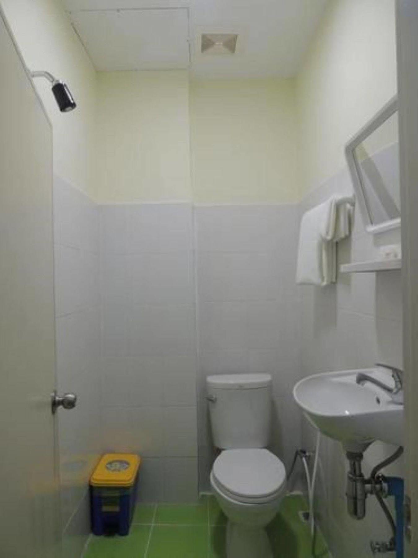 Lotus Bed & Breakfast Yangon Bagian luar foto
