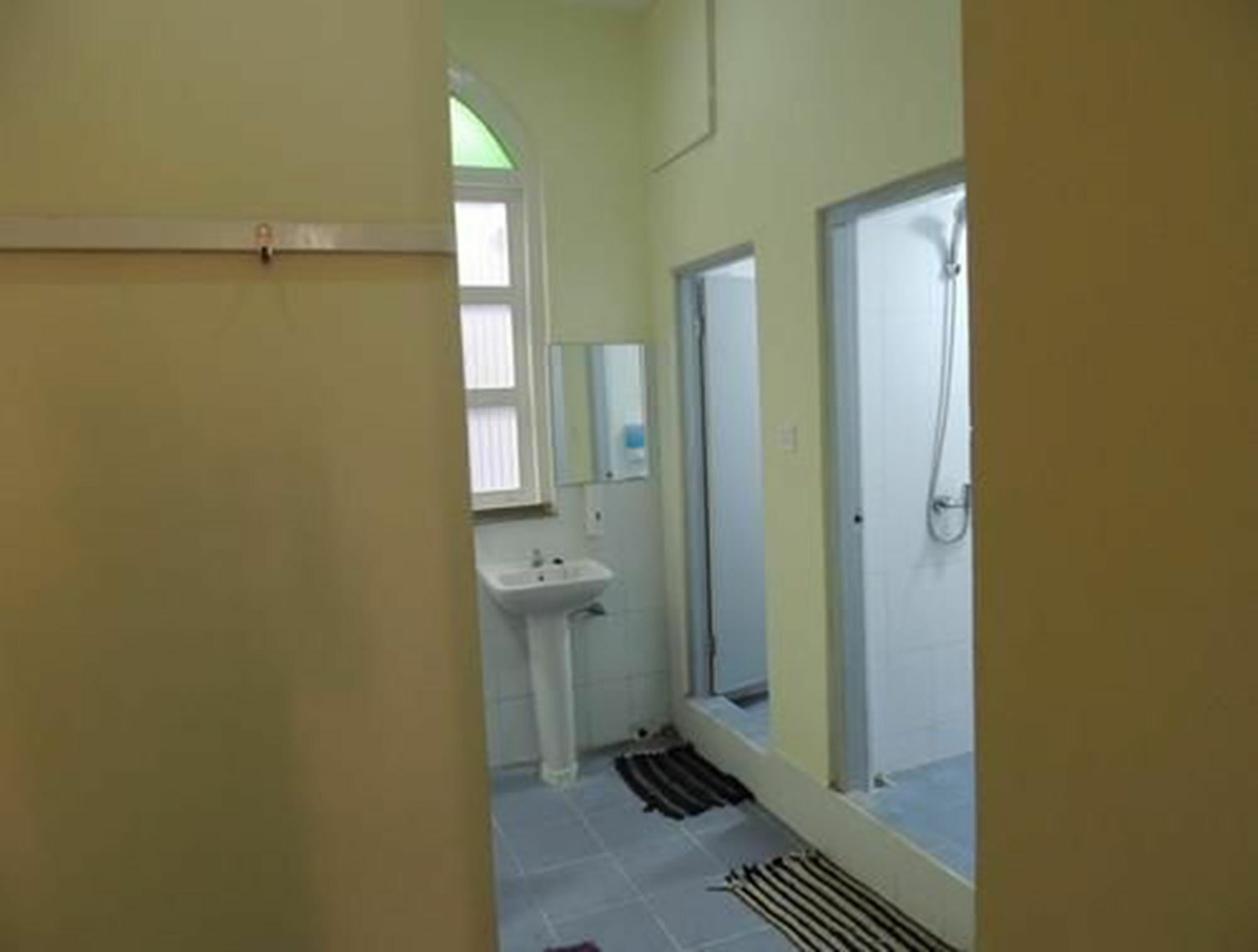 Lotus Bed & Breakfast Yangon Bagian luar foto