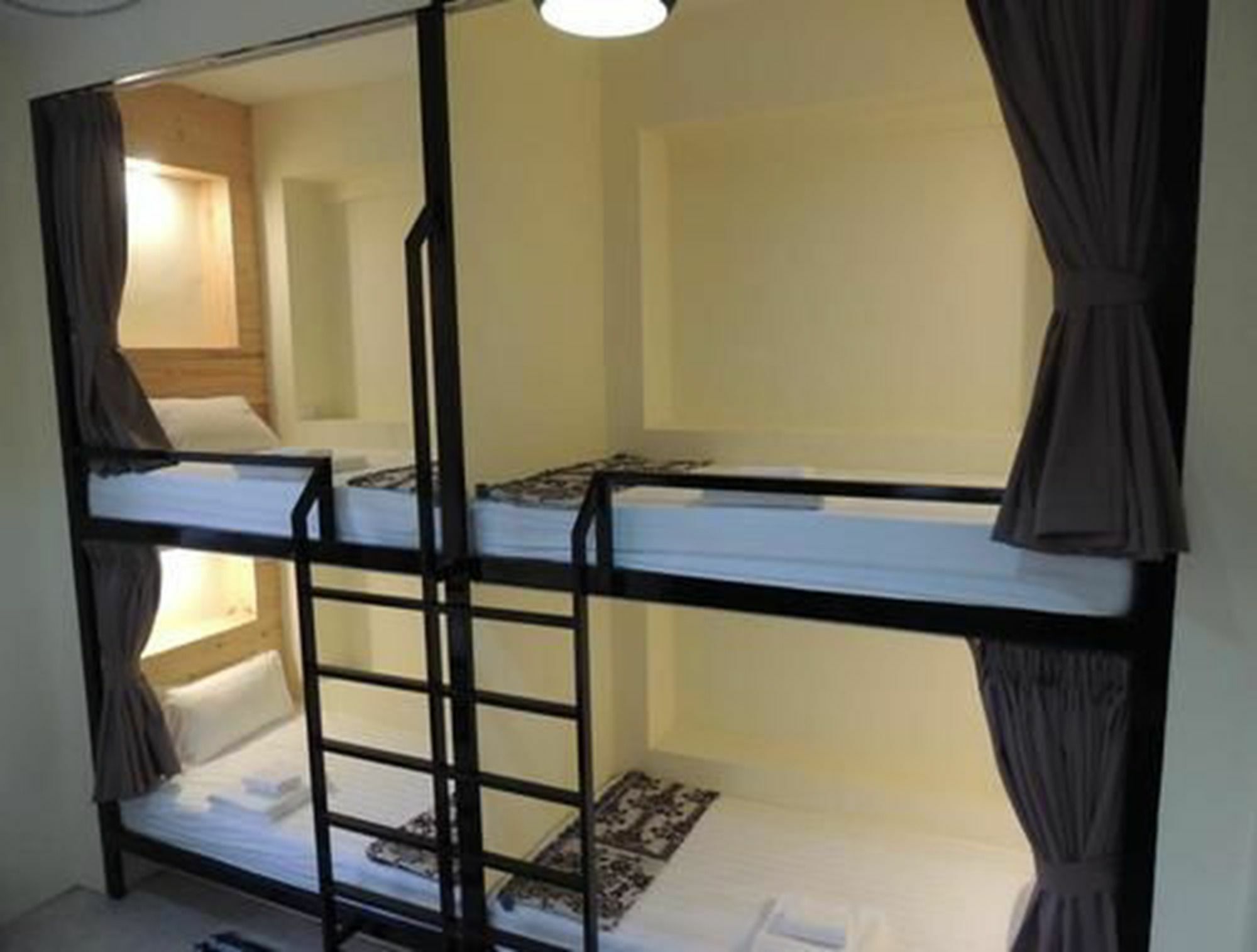 Lotus Bed & Breakfast Yangon Bagian luar foto