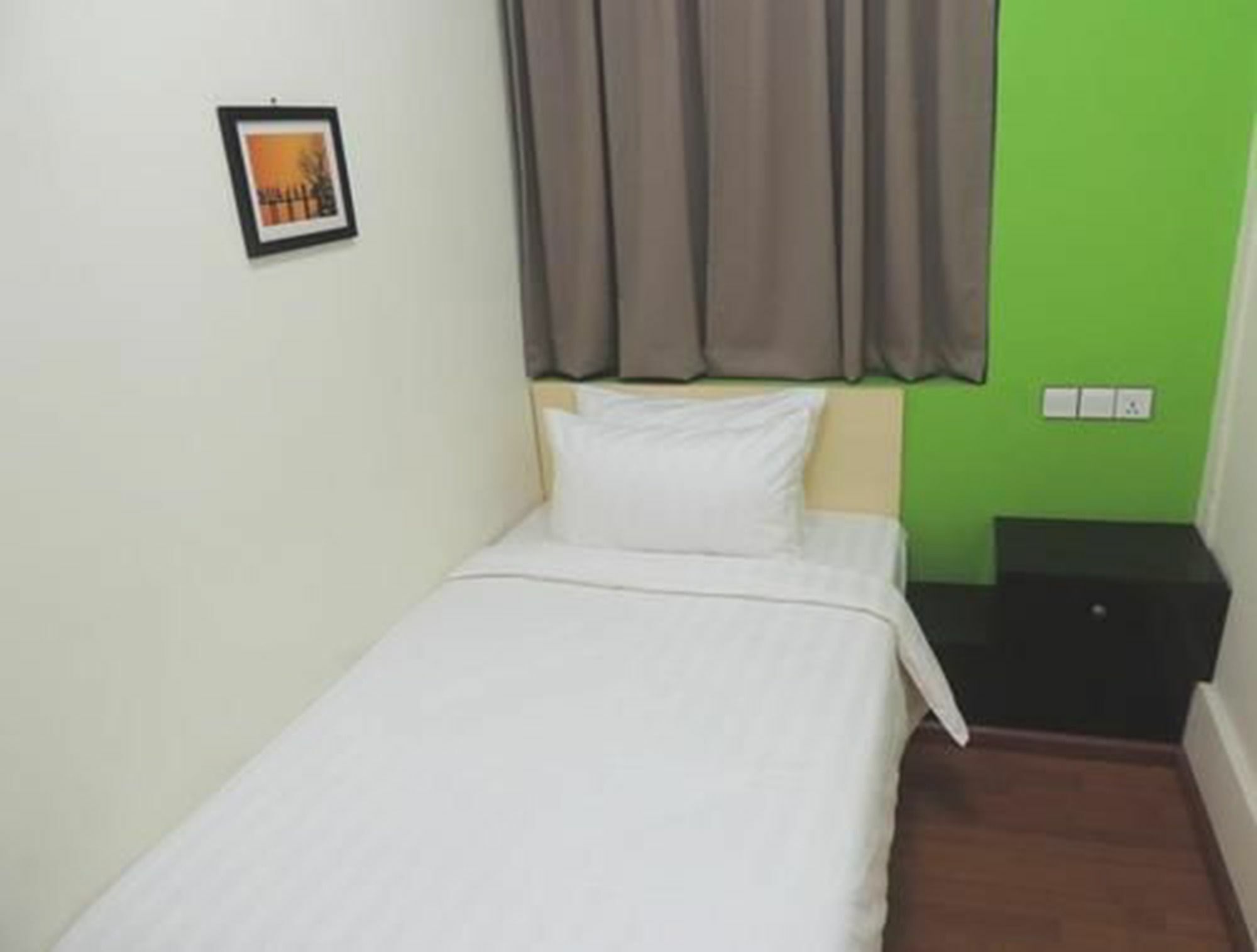 Lotus Bed & Breakfast Yangon Bagian luar foto