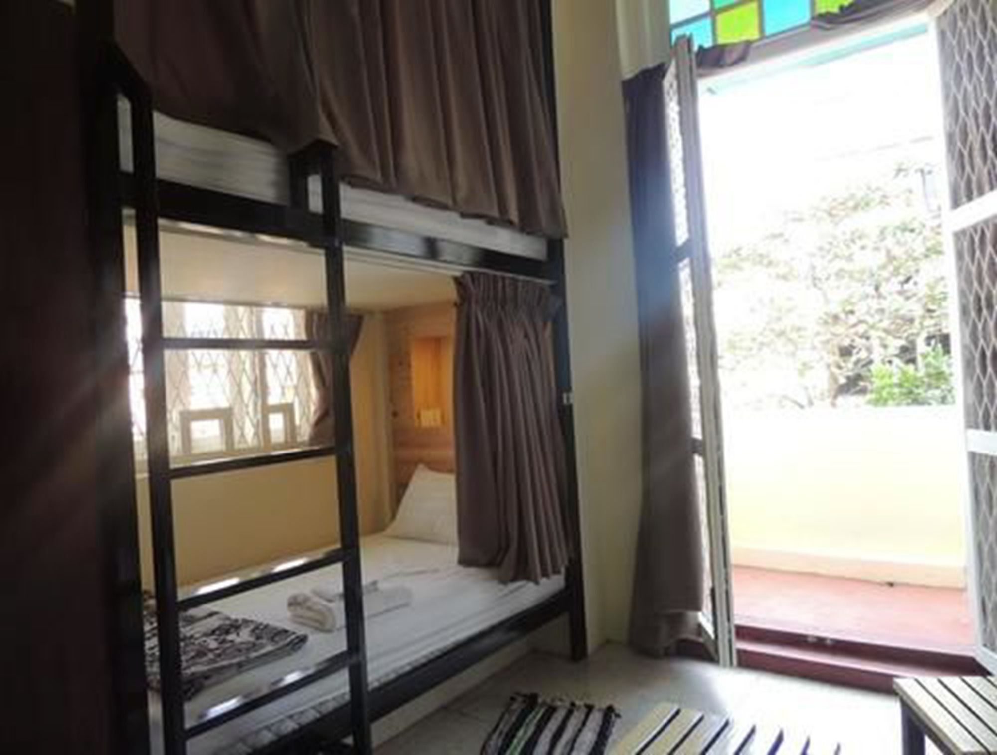 Lotus Bed & Breakfast Yangon Bagian luar foto